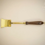 Brass turner/spatula
